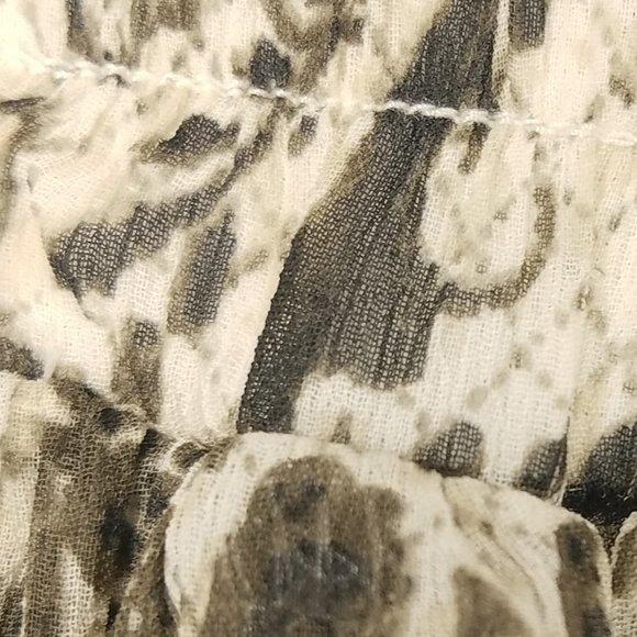 Flowy Floral Mini Skirt - Picture 8 of 11